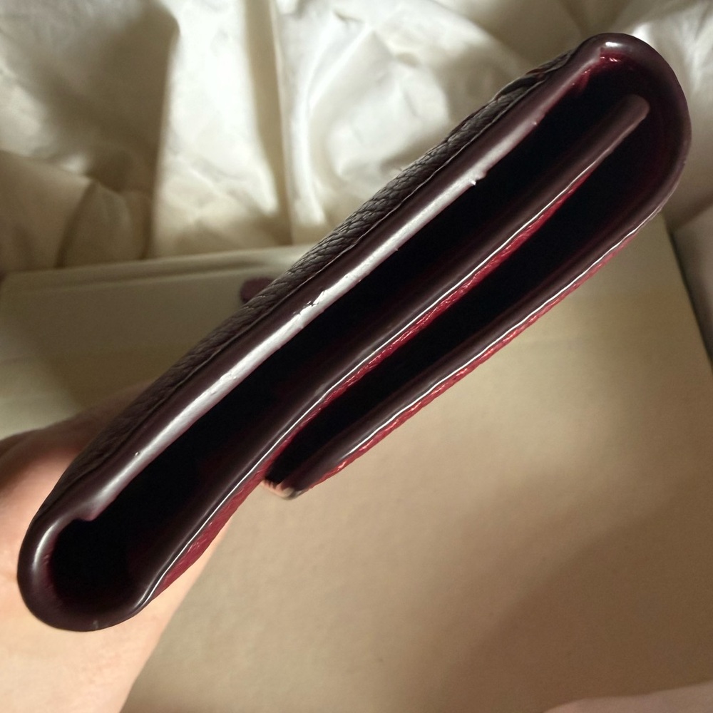 Coach Burgundy Red Pebbled Leather Trifold Wallet - Picture 4 of 9